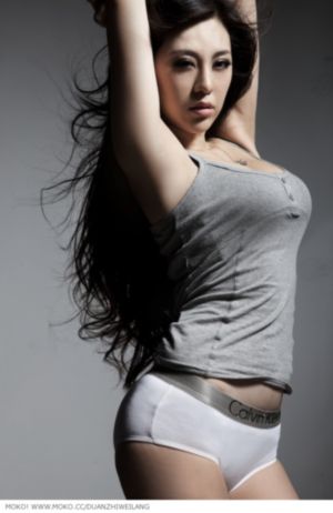 与女老板上司出差bd在线播